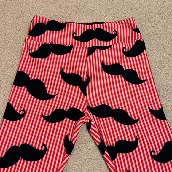 NEW RARE Lularoe OS Mustache Leggings Vertical Pink & Red Stripes Barber UNICORN - Picture 6 of 9